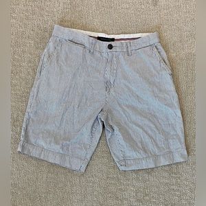 Tommy Hilfiger shorts (Men’s size 33)
